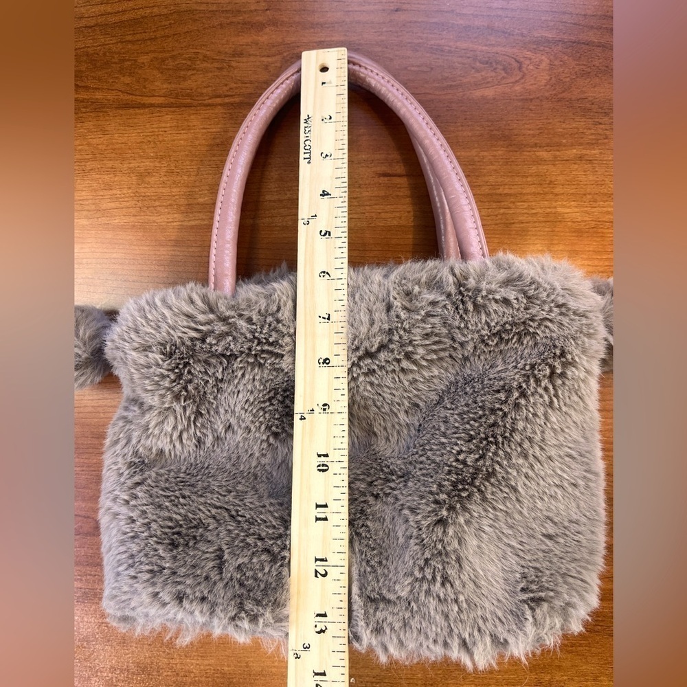 Jayley Faux Fur Bag Pom Pom Pull Strings - Picture 14 of 16